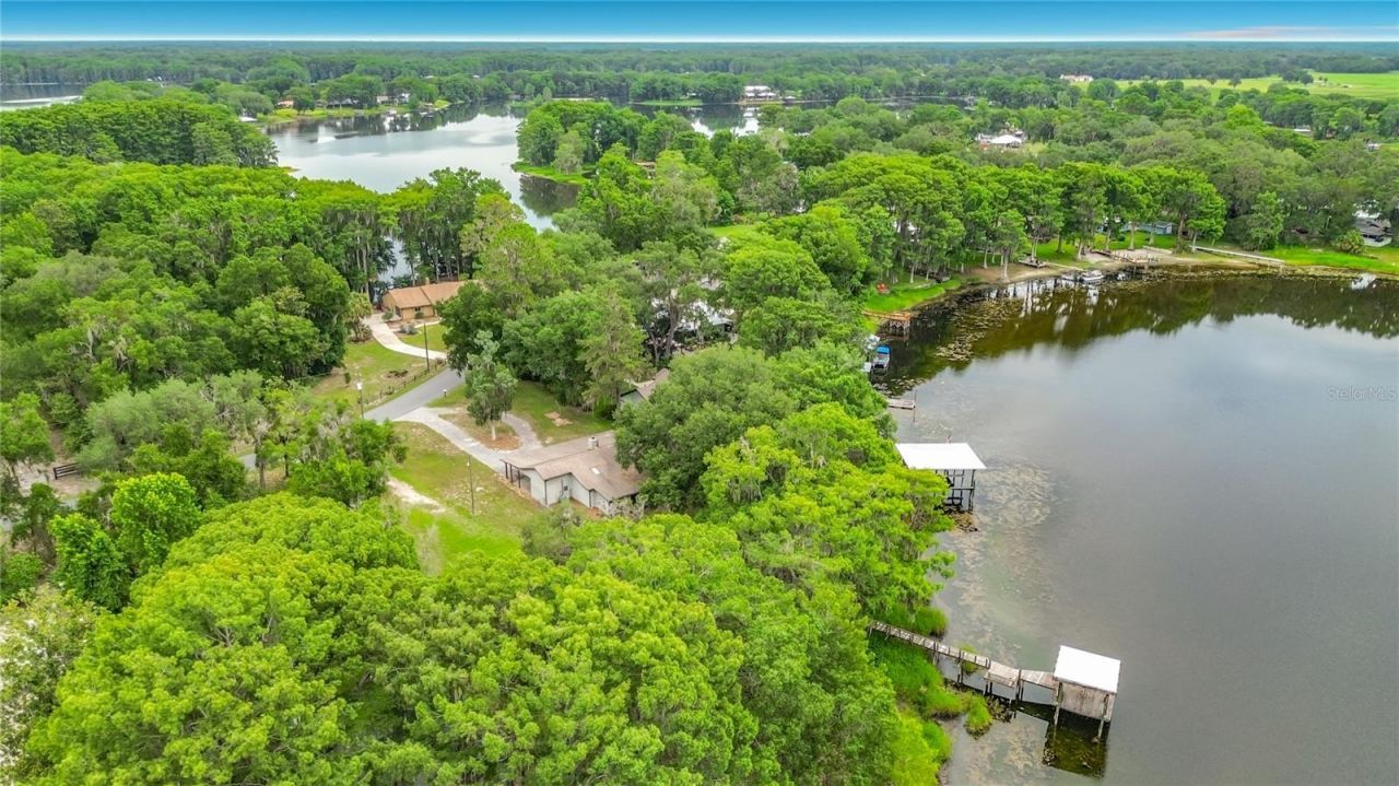 8980 E Devilsneck Road , Floral City, FL 34436 Photo