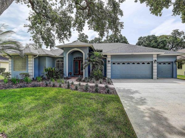 2812 CLUBHOUSE DRIVE , PLANT CITY, FL 33566