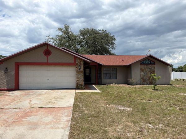 8161 SHALOM DRIVE , SPRING HILL, FL 34606