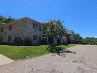 1917 Deerhaven Lane NE, Unit 20, Rochester, MN 55906