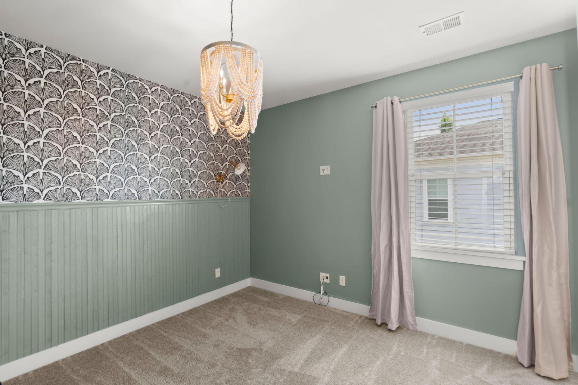 208 Oakbend Street Photo 34