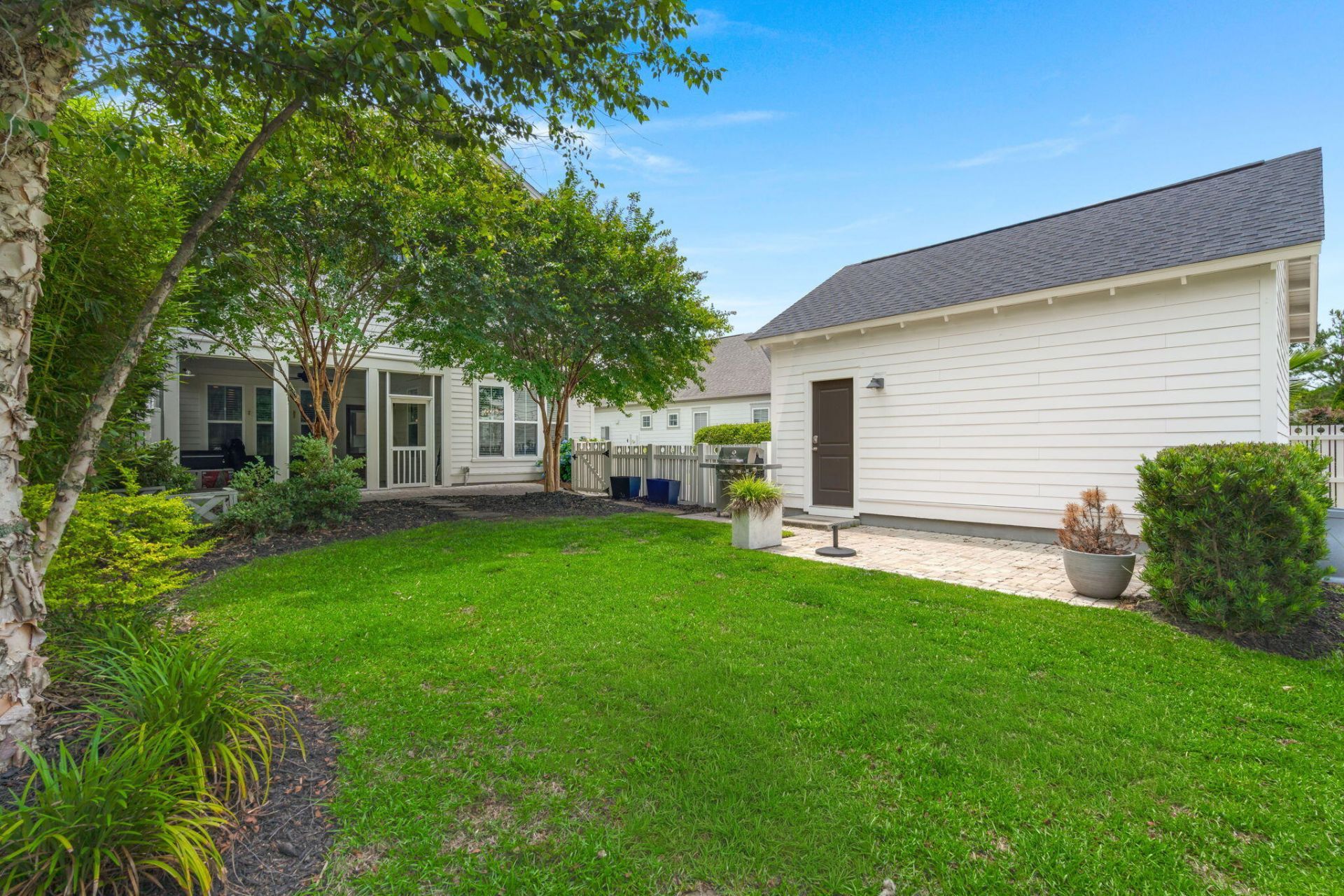 208 Oakbend Street Photo 49