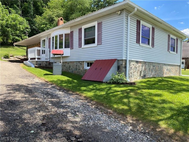2103 Wainwright Road SE, New Philadelphia, OH 44663 Photo 32