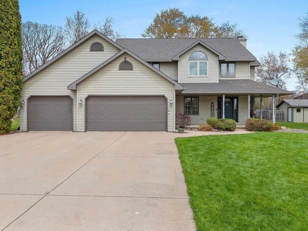 1354 CAMELOT COURT, Oneida, WI 54155