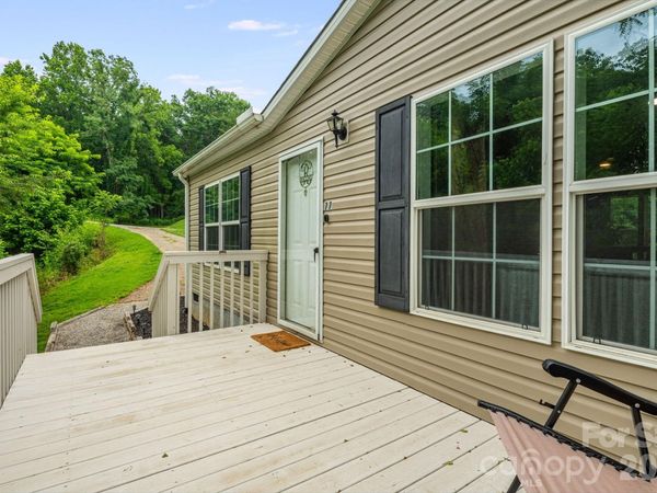 77 Star Flower Road , Alexander, NC 28701