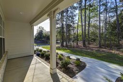 511 Adelaide Court  photo 4
