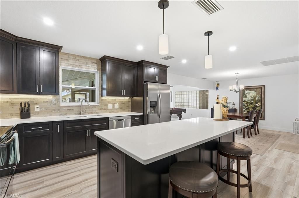 2045 SE 28th St, Cape Coral, FL 33904 Photo