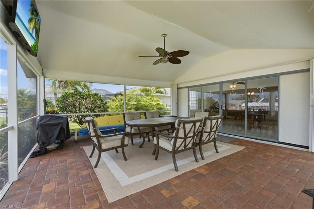 2045 SE 28th St, Cape Coral, FL 33904 Photo