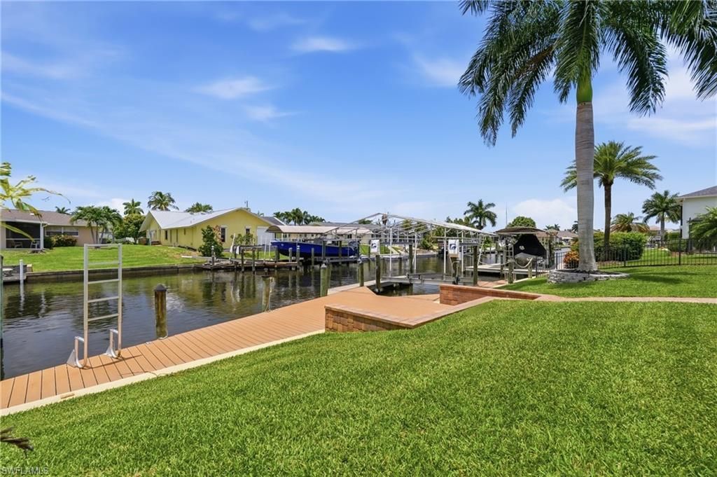 2045 SE 28th St, Cape Coral, FL 33904 Photo