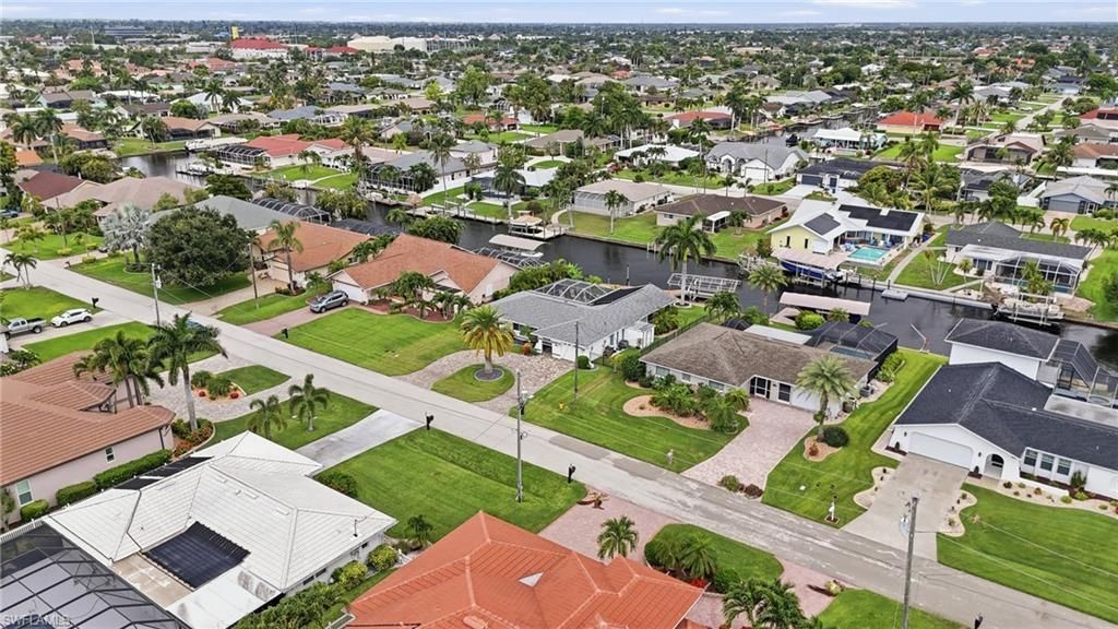 2045 SE 28th St, Cape Coral, FL 33904 Photo