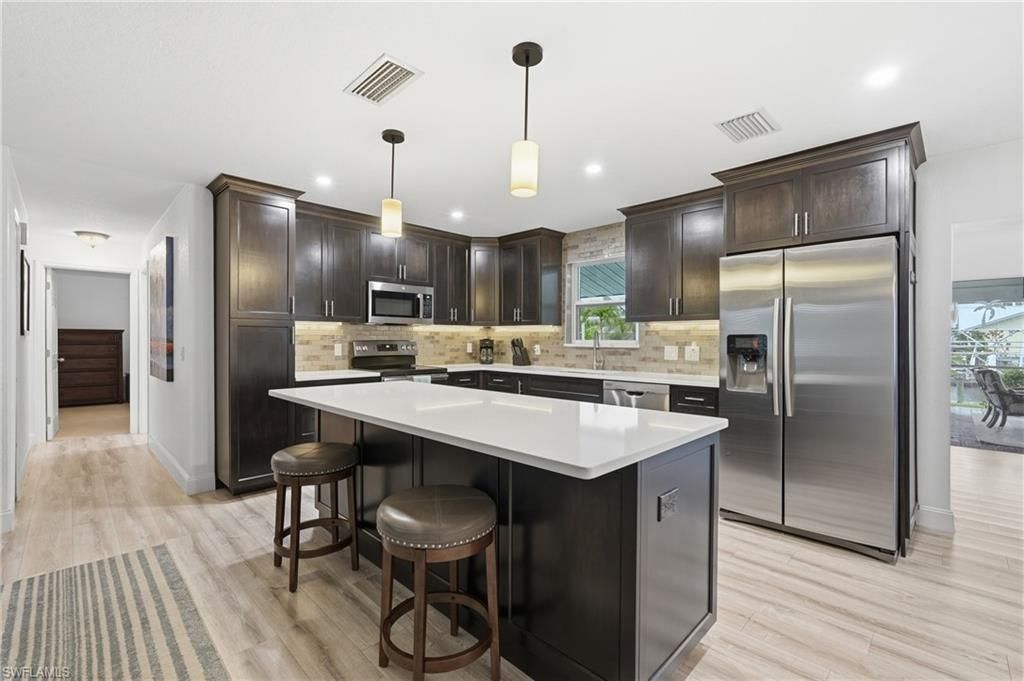 2045 SE 28th St, Cape Coral, FL 33904 Photo
