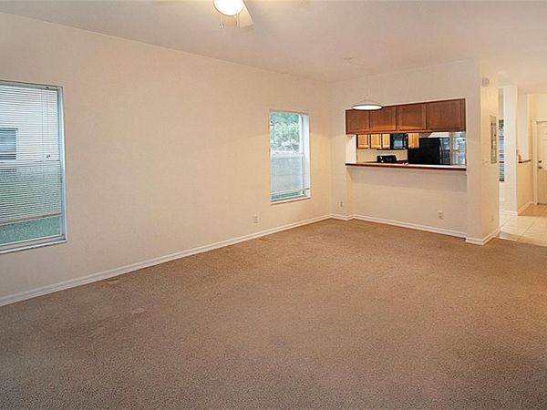 8293 Pacific Beach DR, FORT MYERS, FL 33966