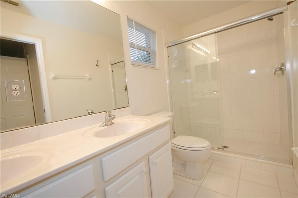 8293 Pacific Beach Dr, Fort Myers, FL 33966 Photo