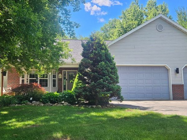 9843 Iosco Ridge Drive, Gregory, MI 48137