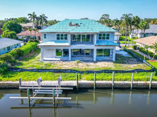 8967 SE Star Island Way, Hobe Sound, FL 33455