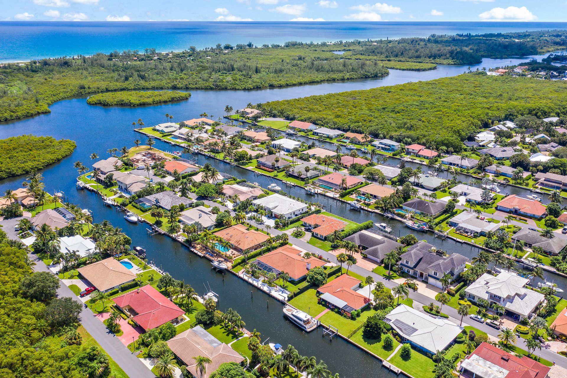 8967 SE Star Island Way, Hobe Sound, FL 33455 Photo