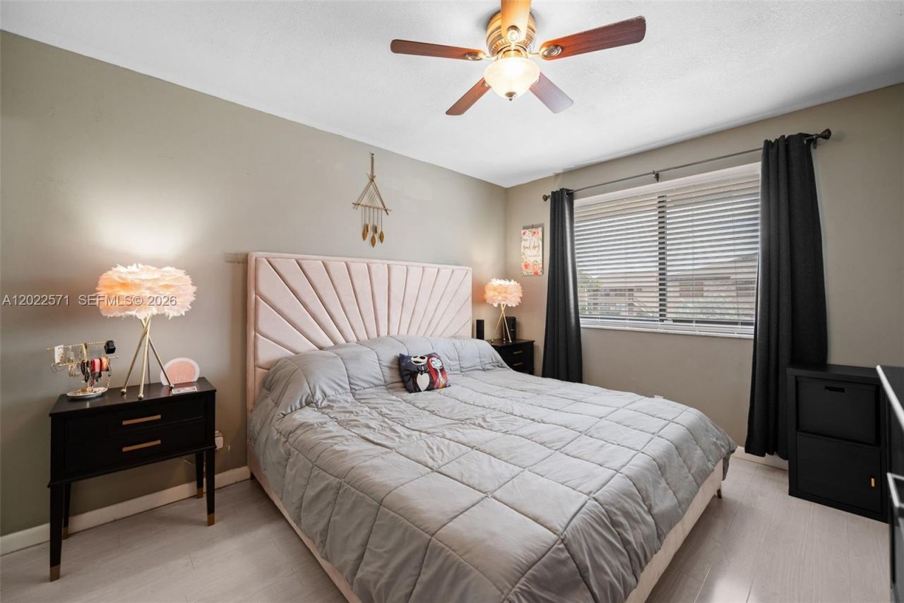 10049 Winding Lake Rd , Unit 202, Sunrise, FL 33351 Photo