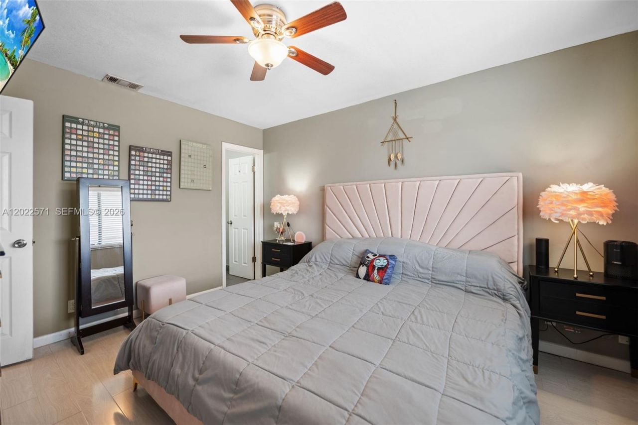 10049 Winding Lake Rd , Unit 202, Sunrise, FL 33351 Photo