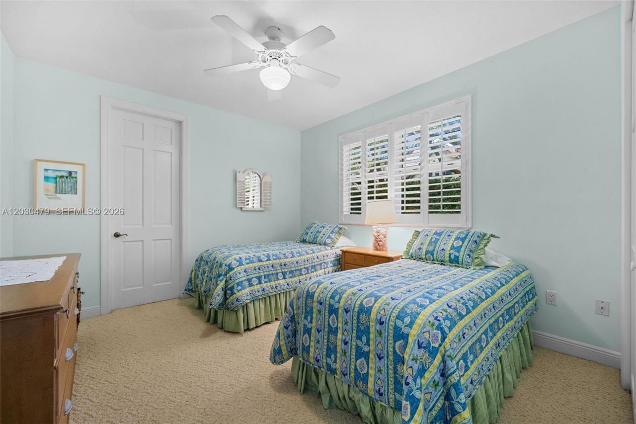 6020 W Suburban Dr , Pinecrest, FL 33156 Photo