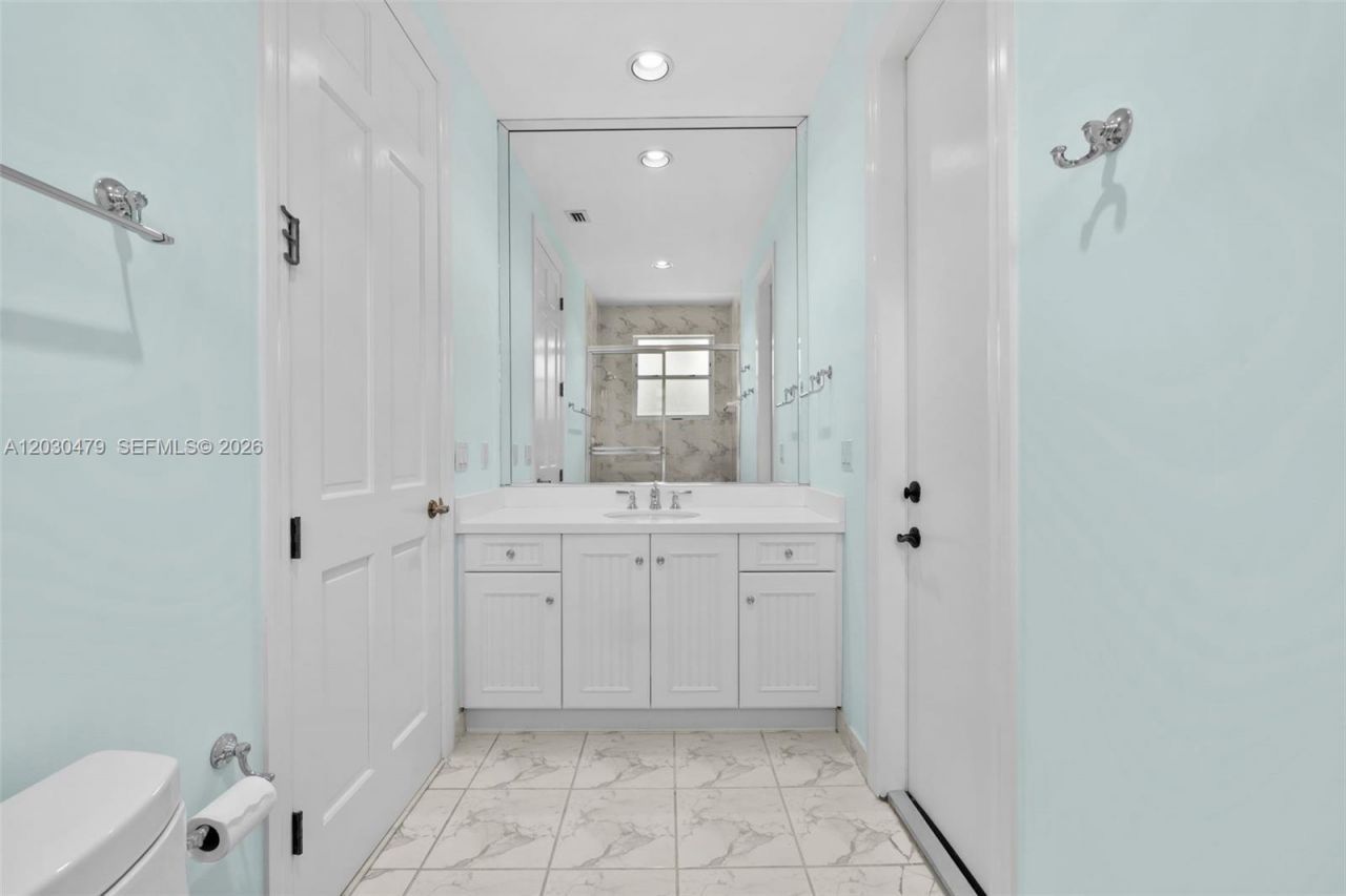 6020 W Suburban Dr , Pinecrest, FL 33156 Photo