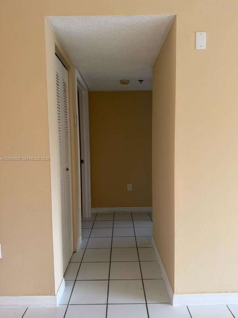 600 NW 32nd Pl , Unit 105, Miami, FL 33125 Photo