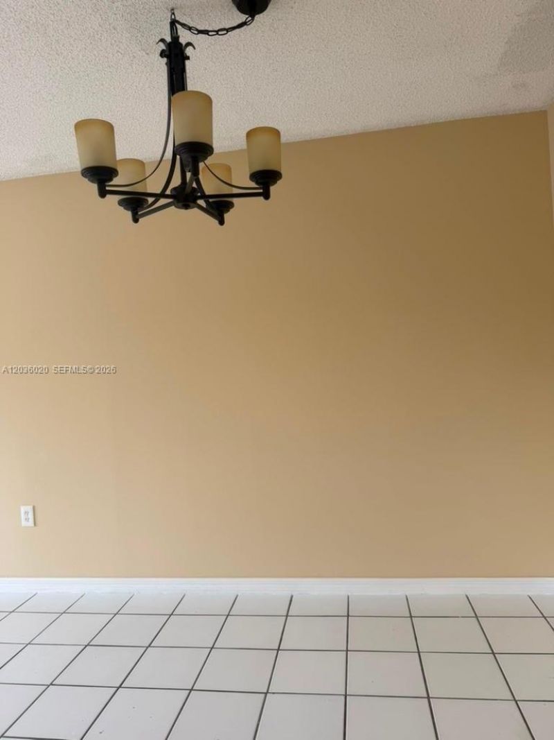 600 NW 32nd Pl , Unit 105, Miami, FL 33125 Photo