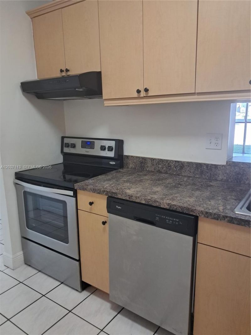 8420 SW 133rd Ave Rd , Unit 120, Miami, FL 33183 Photo