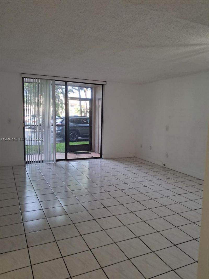 8420 SW 133rd Ave Rd, Unit 120, Miami, FL 33183 Photo