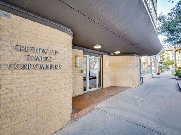1800 Lavaca ST, Unit 214, Austin, TX 78701