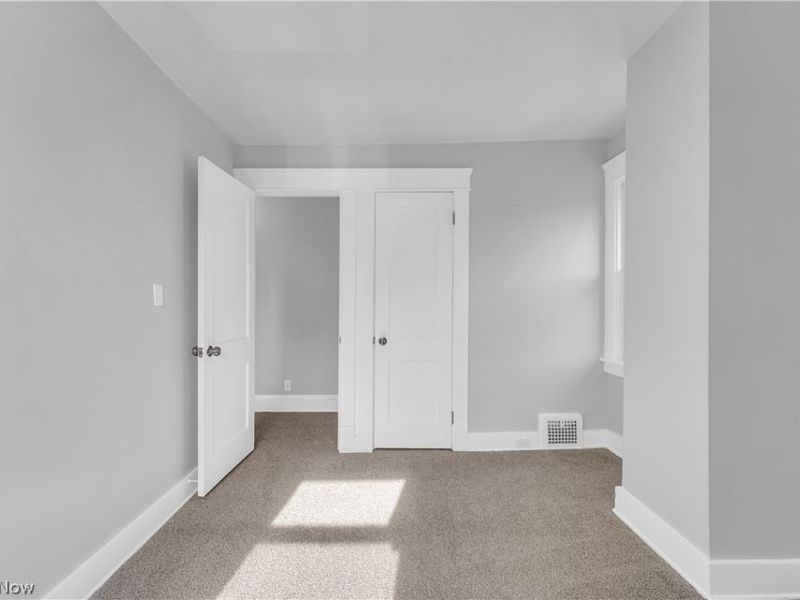 4915 E 88th Street , Garfield Heights, OH 44125 Photo 15