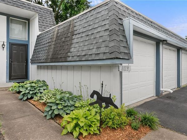 8019 E 130 Court, Grandview, MO 64030