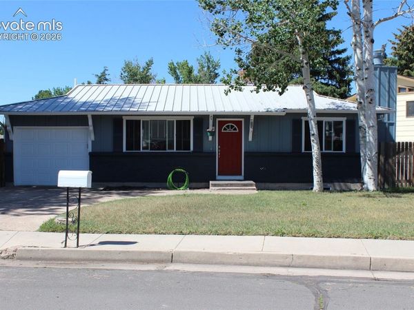 3841 Fetlock Circle, Colorado Springs, CO 80918