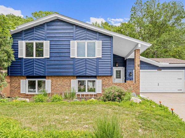 13229 Court Place, Burnsville, MN 55337