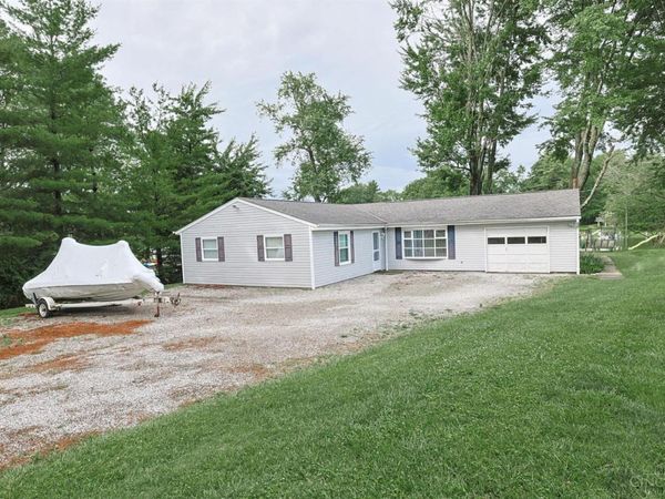 118 Munster Drive, Perry Twp, OH 45118