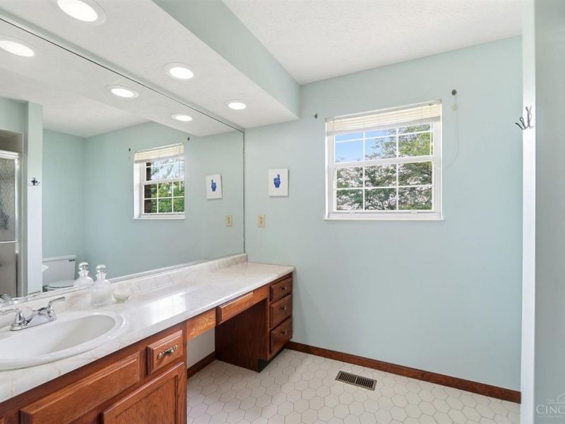 10146 Cliffwood Court, West Chester, OH 45241 Photo 25