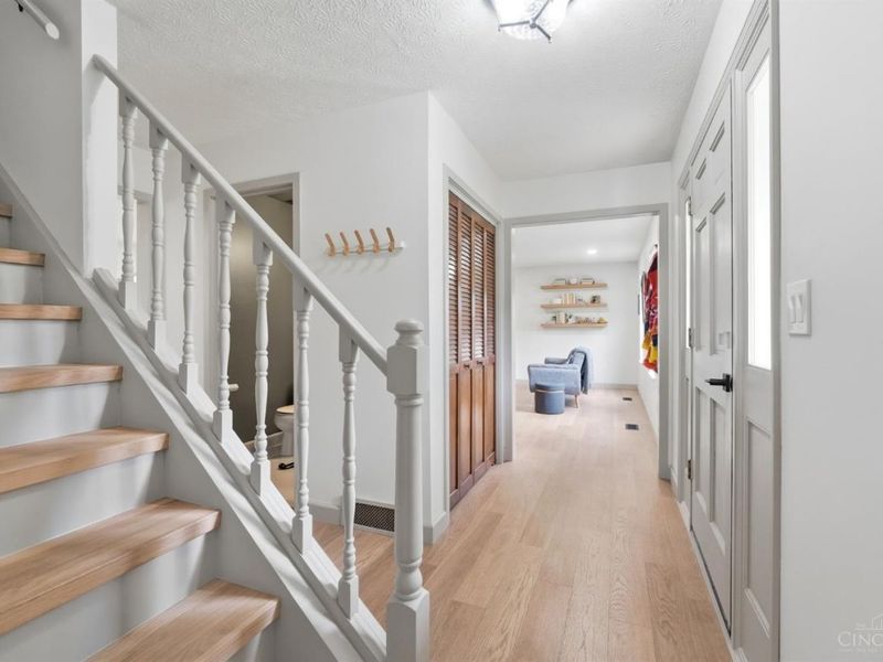 10146 Cliffwood Court, West Chester, OH 45241 Photo 4