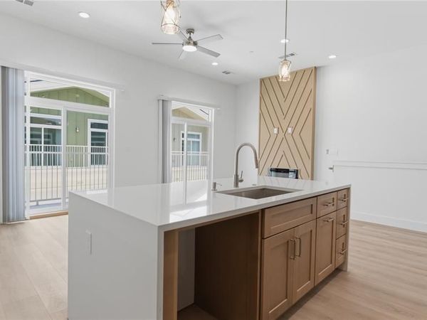 2925 Spruce Valley Lane , Unit 408, Dallas, TX 75233