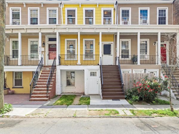 4238 Vireo Avenue , Bronx, NY 10470
