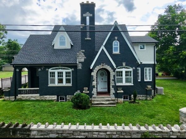 1021 31st Ave N, Nashville, TN 37209