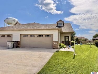 2081 Meadow Lane, Seward, NE 68434