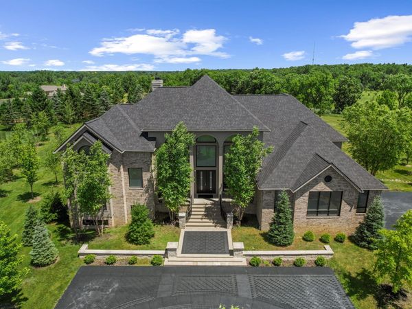 5636 Meadow Lane, Ann Arbor, MI 48105