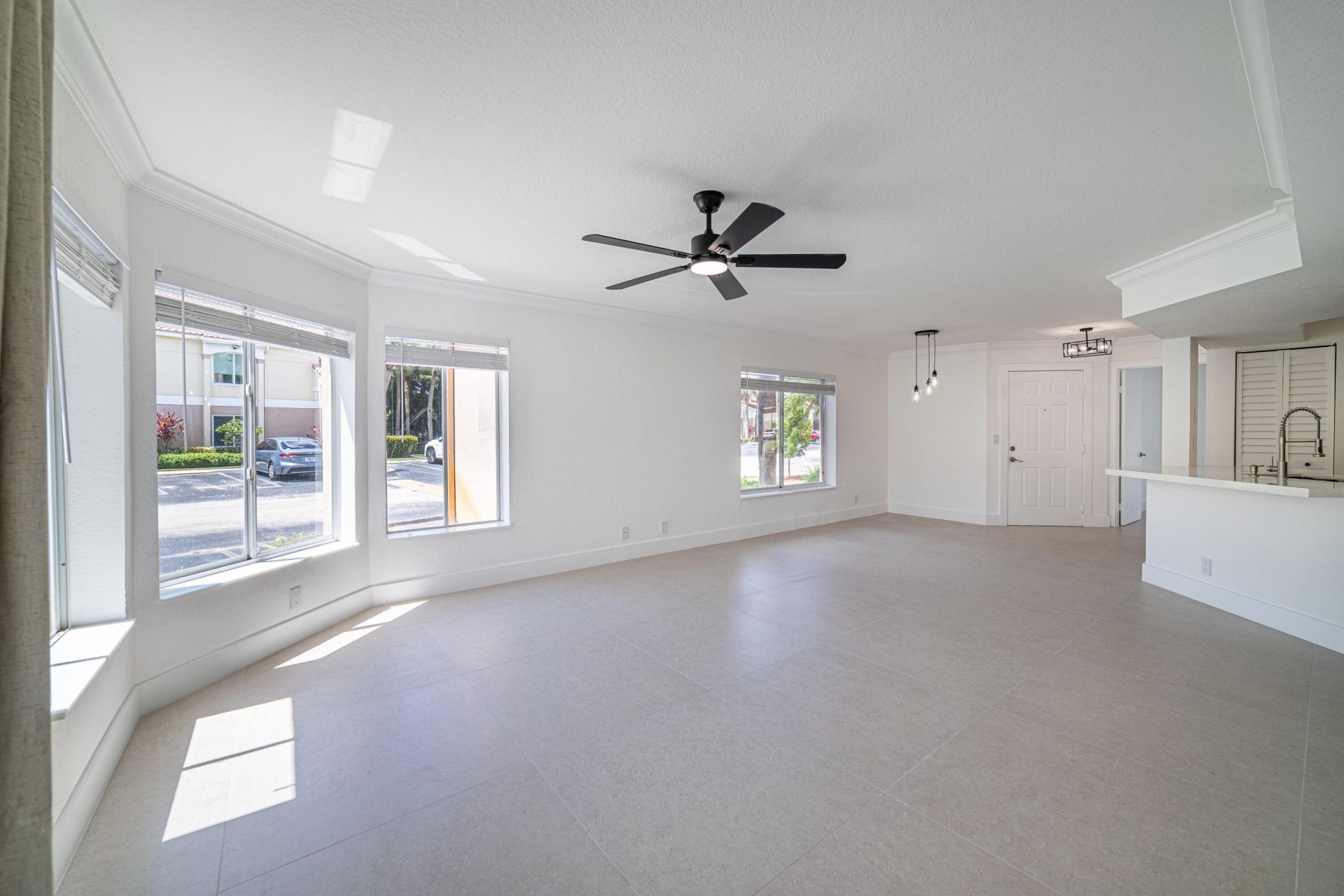 815 W Boynton Beach Boulevard, Unit 12-106, Boynton Beach, FL 33426 Photo