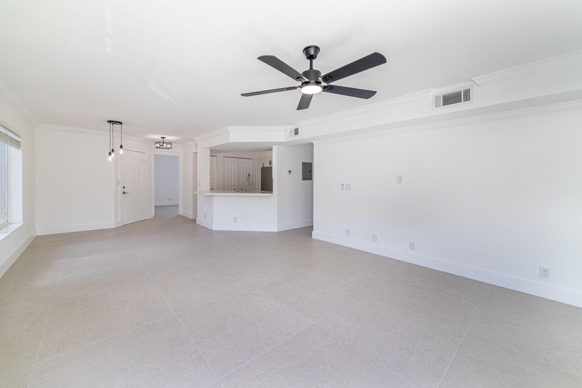 815 W Boynton Beach Boulevard, Unit 12-106, Boynton Beach, FL 33426 Photo