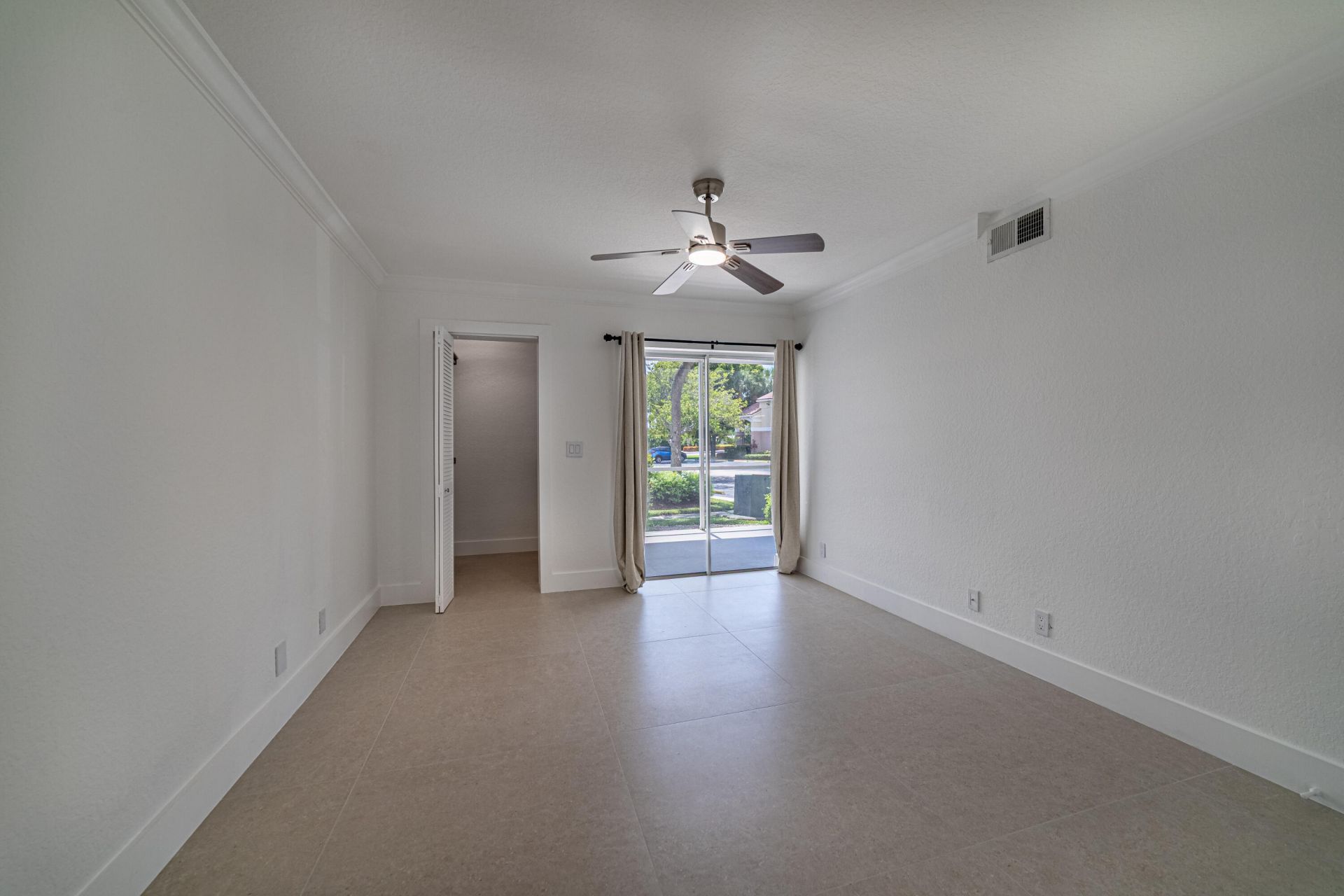 815 W Boynton Beach Boulevard, Unit 12-106, Boynton Beach, FL 33426 Photo