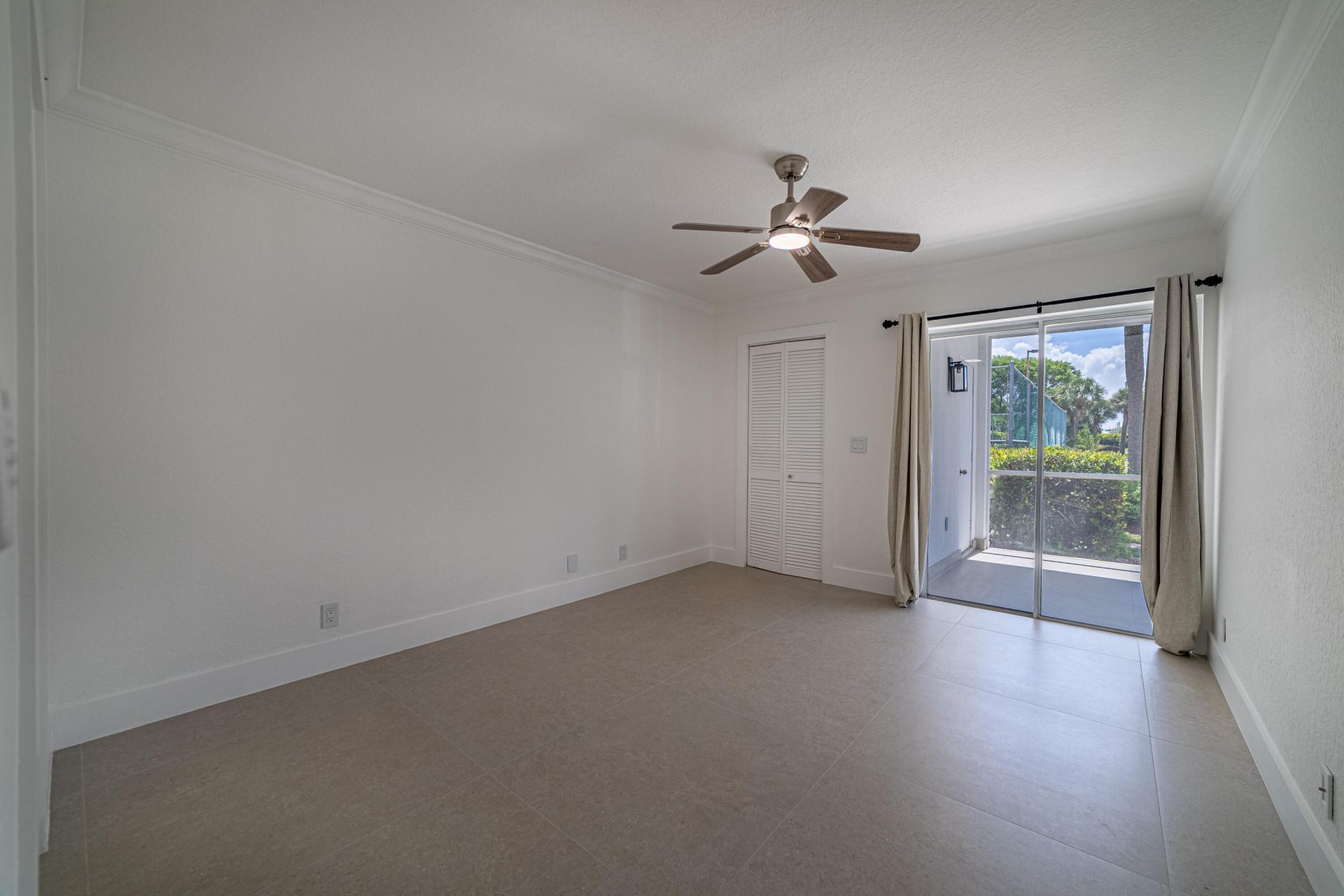815 W Boynton Beach Boulevard, Unit 12-106, Boynton Beach, FL 33426 Photo