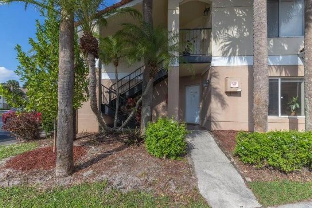 815 W Boynton Beach Boulevard, Unit 12-106, Boynton Beach, FL 33426 Photo