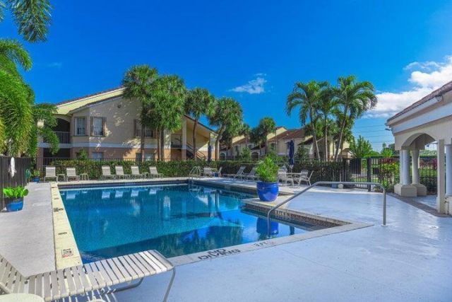 815 W Boynton Beach Boulevard, Unit 12-106, Boynton Beach, FL 33426 Photo