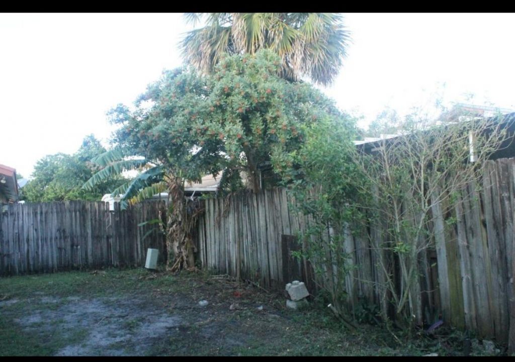 8682 Satalite Terrace, West Palm Beach, FL 33403 Photo