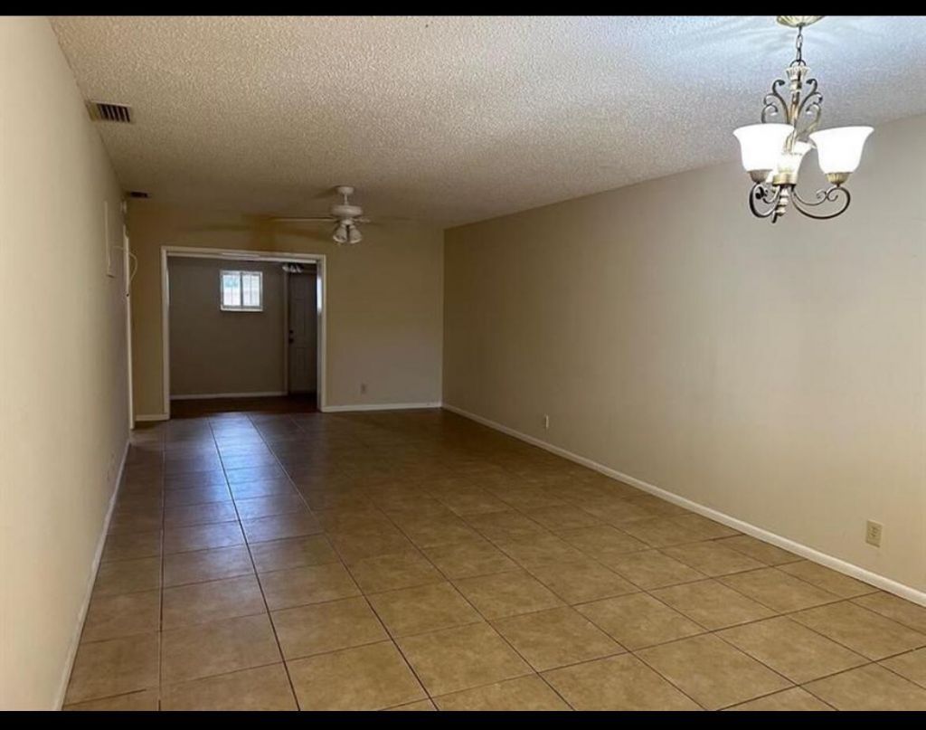 8682 Satalite Terrace, West Palm Beach, FL 33403 Photo