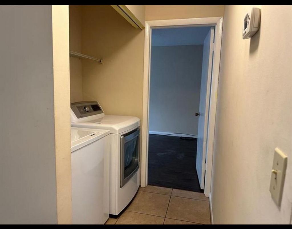 8682 Satalite Terrace, West Palm Beach, FL 33403 Photo